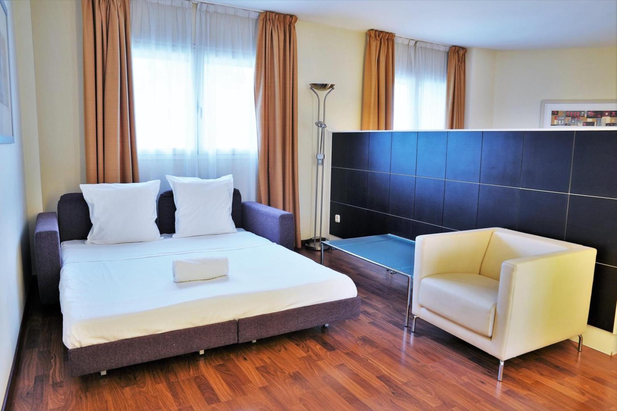 ปอร์ต เฟเรีย บาเลนเซีย Hotel ภายนอก รูปภาพ