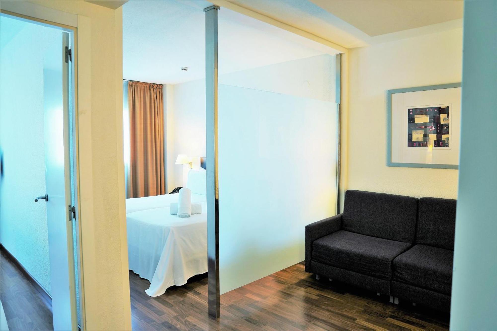 ปอร์ต เฟเรีย บาเลนเซีย Hotel ภายนอก รูปภาพ